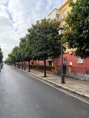 Flat in Barrio del Nervión. Piso en nervión