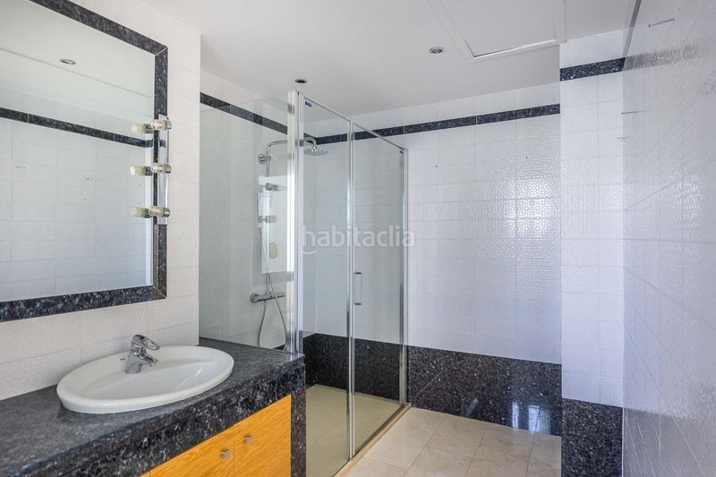 Foto 752c51b6-9a8d-4a03-a0e0-7bcaff6ffa2a. Xalet amb aparcament piscina a Gelves