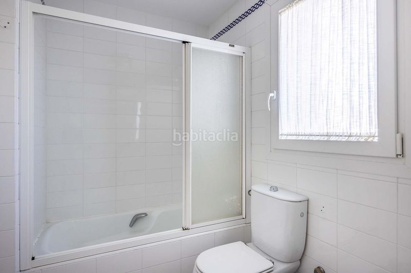Foto 7e8d85ce-8232-42cc-b136-048aa460687b. Xalet amb aparcament piscina a Gelves