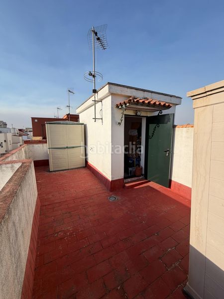 Foto 597ae1c8-d1d7-4f39-8f6b-aca1b1465266. Casa adosada adosado en Bollullos de la Mitación