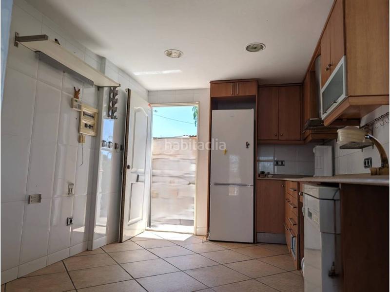 Foto 02de70df-e150-4dbd-a0a7-18b43cf2a6f1. Casa amb aparcament a El Grao Castellón de la Plana