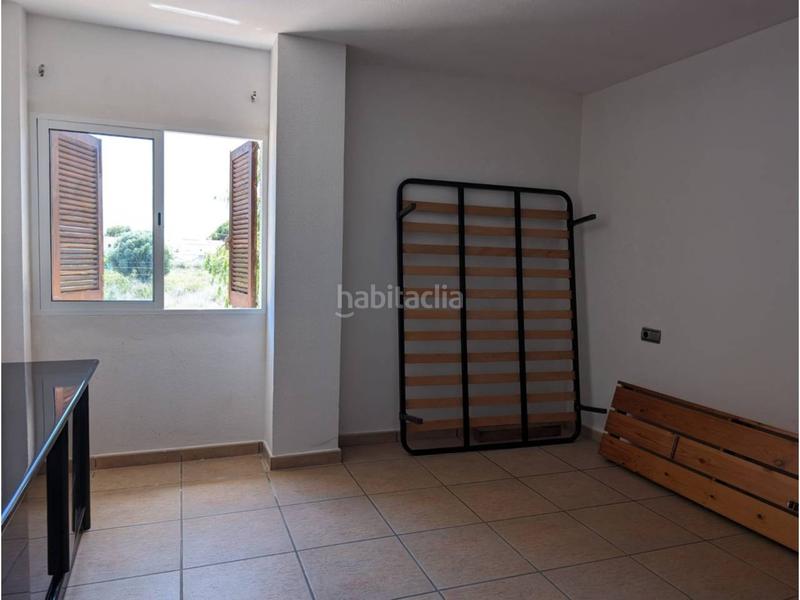 Foto eda758fe-af5c-402e-a9e1-e7fba7ca578f. Casa amb aparcament a El Grao Castellón de la Plana