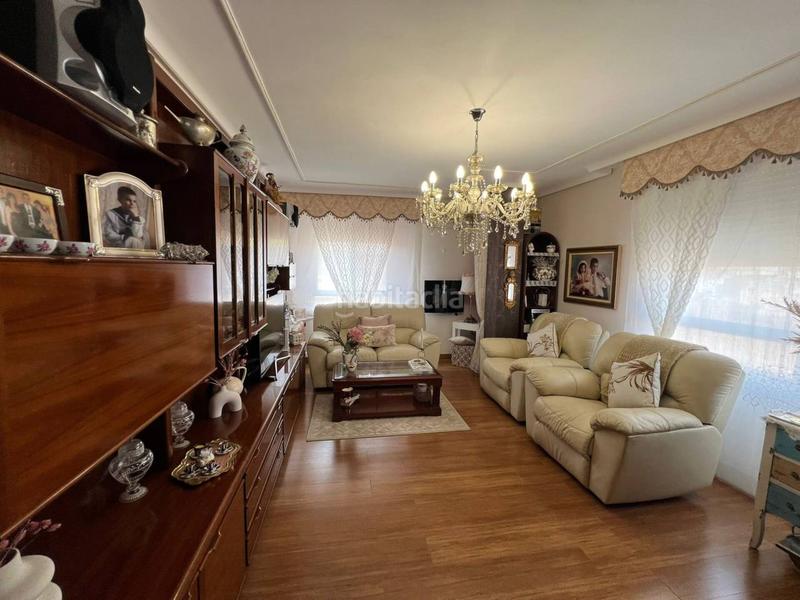 Foto 4fab16af-5f3f-4b74-b05d-fa310f0b234e. Piso venta de piso en vilareal Centro en Centro Villarreal / Vila - real
