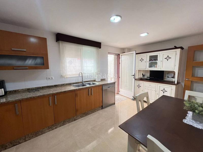 Foto 160dc11b-ff52-48d4-b58d-ffdc09c3ef98. House with heating parking in Playa Burriana