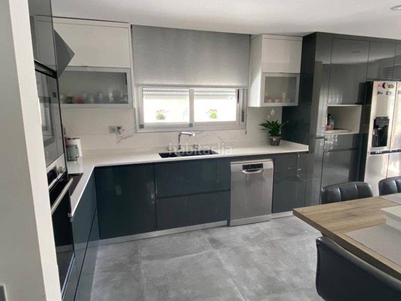 Foto a0823b25-b8c4-49aa-a9e3-0eb4373d4f57. Maison avec parking piscine dans Las Atalayas-Urmi-Cerro Mar Peñíscola