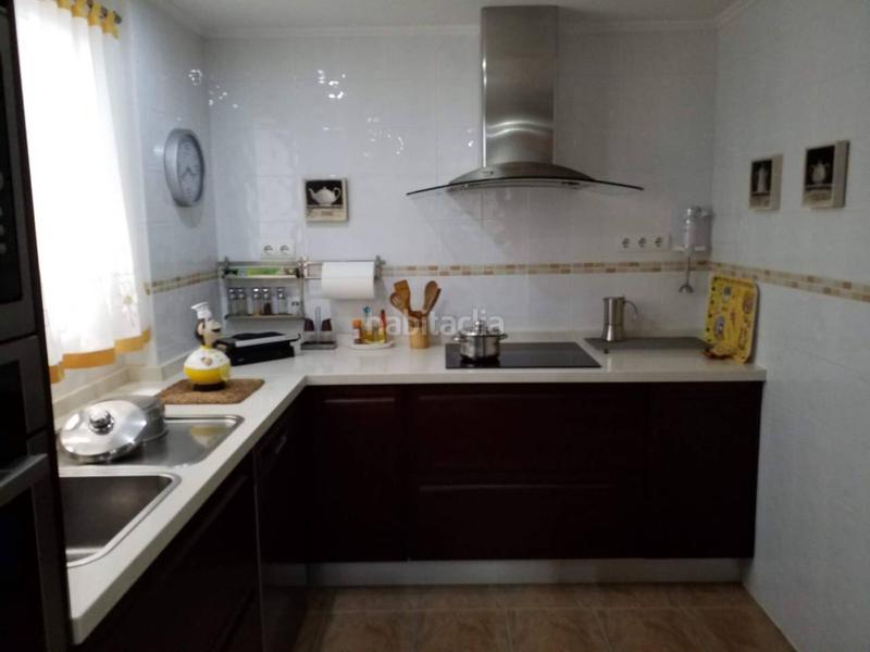 Foto 95490dff-5bdb-42a4-9c0c-02c820cc25ad. Flat with parking in Centro Oropesa del Mar