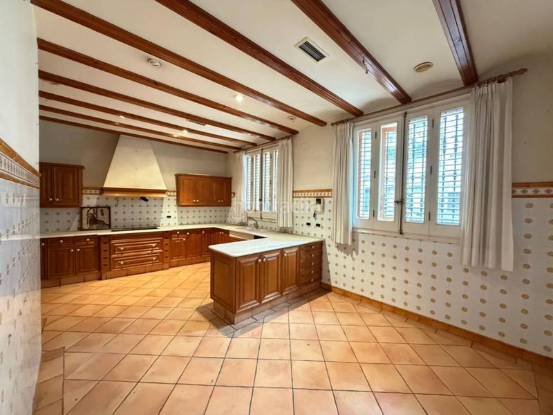 Foto 8c9a3564-6cb2-43c4-a7fc-811b0895f7f6. Casa con parcheggio in Avenida Alemania-Italia Villarreal / Vila - real