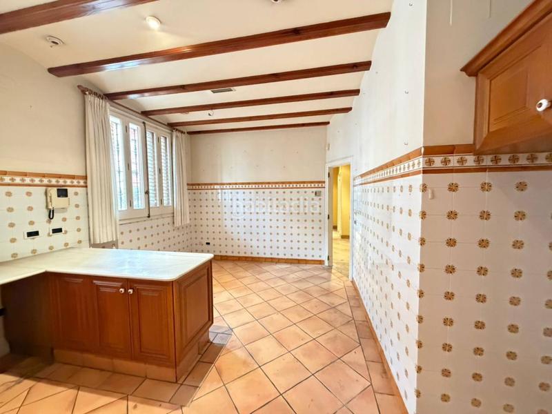 Foto e470cf70-cb2e-4e91-b545-f56f9b89ef16. Casa con parcheggio in Avenida Alemania-Italia Villarreal / Vila - real