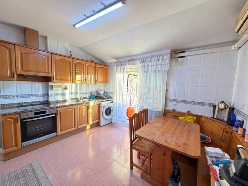 Foto 1a5ad6d9-d1ef-4c70-bc6c-3667ec032945. Duplex with parking in Ciutat del Transport - La Salera Castellón de la Plana