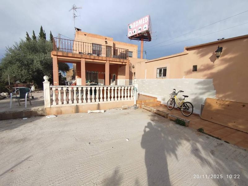 Foto a564f4af-3974-4e82-973a-9ad810f430a1. Casa venta de casa en Onda