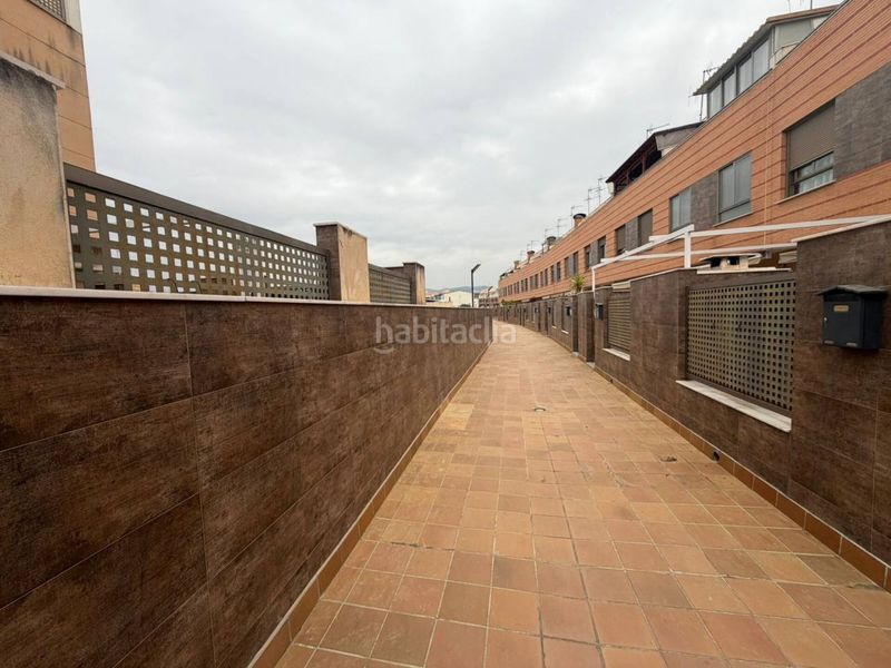 Foto a903f28b-76c4-4aa8-9183-c02c6a55303e. Casa adossada amb calefacció aparcament a Onda