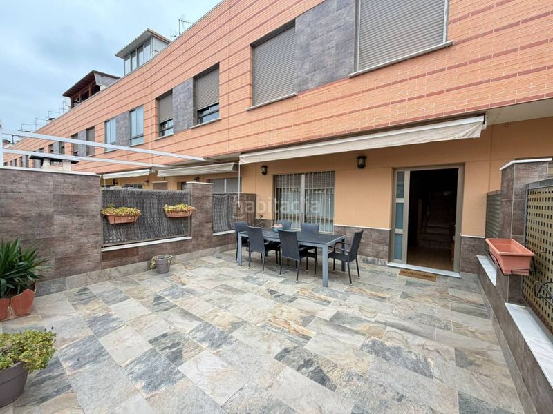 Foto d68bd47c-aa7c-4689-9b82-002477ec9b32. Casa adossada amb calefacció aparcament a Onda