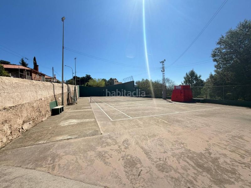 Foto 488efc93-1a82-4cdd-b5b2-50d76d1c3ac1. Casa adossada amb calefacció aparcament piscina a Borriol