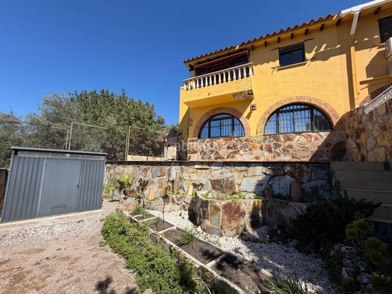 Foto a05f2570-151b-4043-9715-9ddad011120b. Casa adossada amb calefacció aparcament piscina a Borriol
