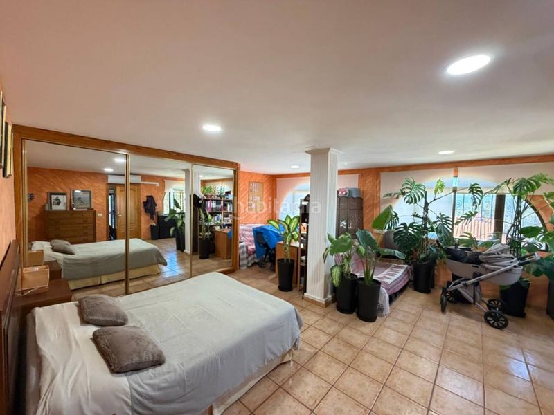 Foto a4a3fac6-7387-4b2f-b421-2b7aaf44a8ae. Casa adossada amb calefacció aparcament piscina a Borriol