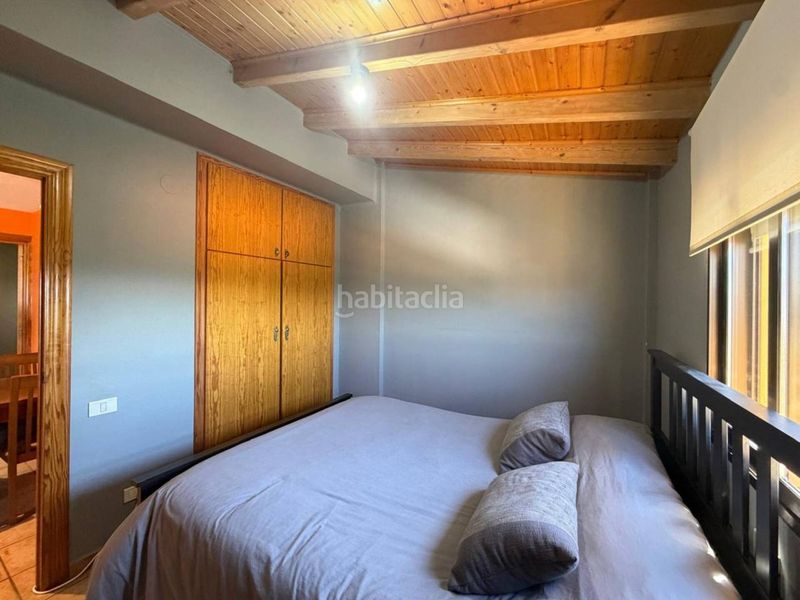Foto ab564239-2b22-4b63-a887-88715f12b654. Casa adossada amb calefacció aparcament piscina a Borriol