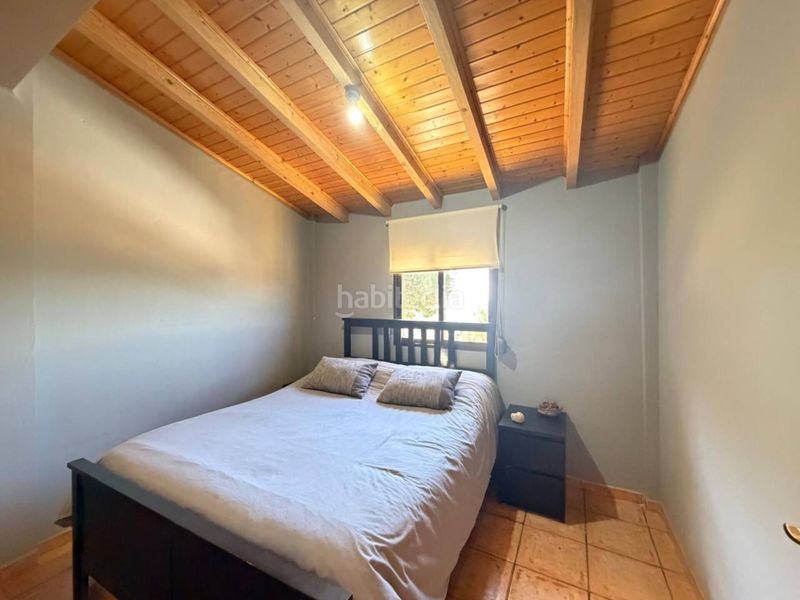 Foto ce7bd0d7-4d23-4e32-a164-aa4c3831264d. Casa adossada amb calefacció aparcament piscina a Borriol