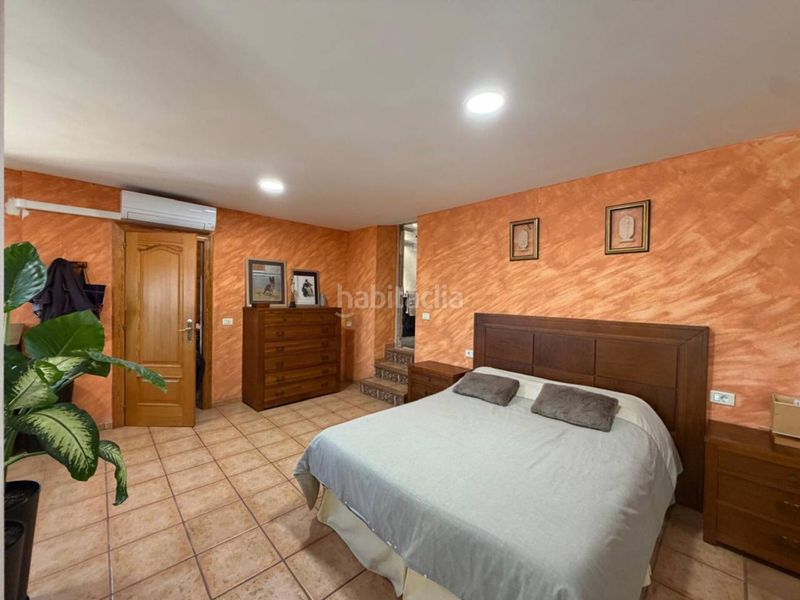 Foto de6d3b92-3346-46ec-997f-095258d19cb1. Casa adossada amb calefacció aparcament piscina a Borriol