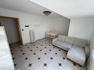 Pis a Calle Maestro Canos