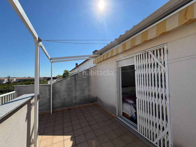 Foto 054cd0d4-396b-4abf-964d-9e5a573a5eec. Casa adossada amb aparcament piscina a Playa-Ben Afeli Almazora / Almassora