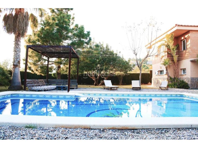 Foto 1c61a3fd-f438-4b2b-804c-723c77e11ab5. Casa amb calefacció aparcament piscina a Borriol