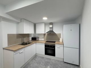 Rent Flat  Avenida suroeste. Alquiler de piso reformado de 3 habitaciones en la vall duixó