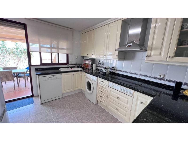 Foto 547dd1b4-a423-486a-b46c-ff39d2f8638c. Casa pareada venta de chalet pareado en Heliópoliscurva, benicàssim en Benicasim / Benicàssim