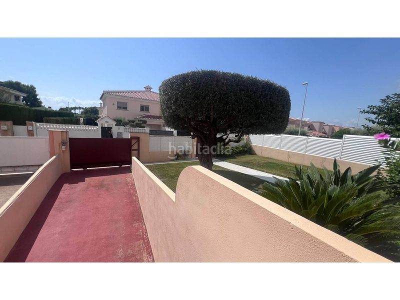 Foto 5d9719de-1520-45b9-b66f-68e3b478efb2. Casa pareada venta de chalet pareado en Heliópoliscurva, benicàssim en Benicasim / Benicàssim