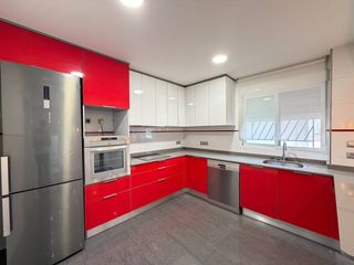 Pis  Calle azucena. Venta de casa en planta baja pareada reformada en la vall duixó