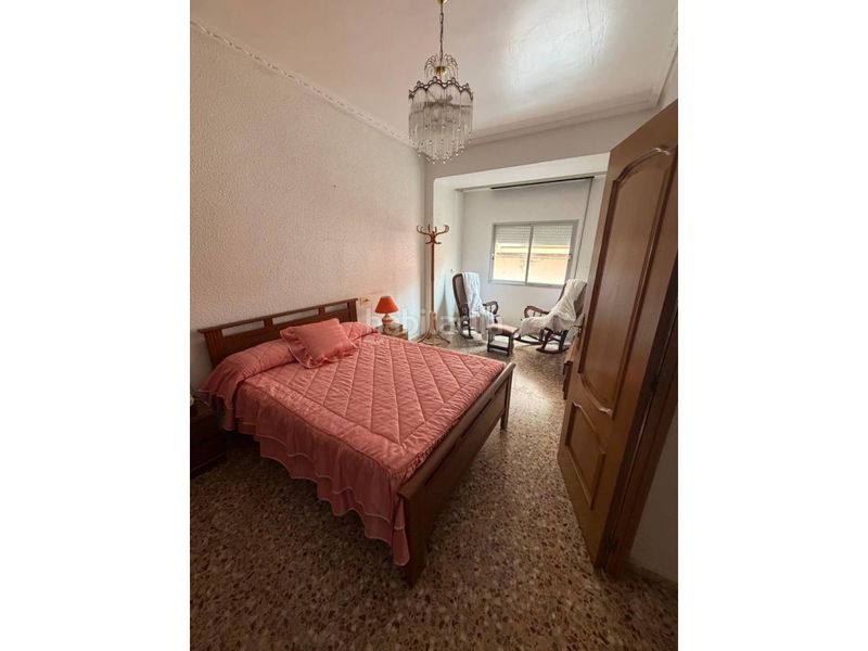 Foto 87285269-bce2-472e-a67a-10d619fbdbc4. Pis a Vall d´Uixó (la)