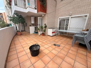 Appartement  Calle virgen de gracia. Venta de piso amplio y luminoso en el centre històricla vila, al