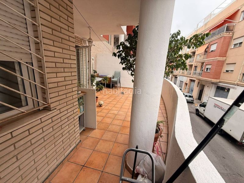 Foto f2346bb2-1762-44c9-be1a-8ec636153646. Etagenwohnung mit parking in Centro Almazora / Almassora