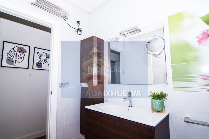Foto d078df92-7d5e-4865-941e-61b288ab1771. Xalet amb xemeneia calefacció aparcament piscina a Aljaraque