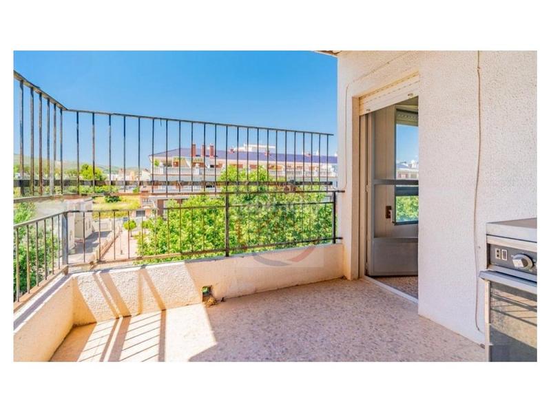 Foto 607ae568-f2e6-41cc-b12a-45f95f1c1d97. Piso  centrico en Albaida