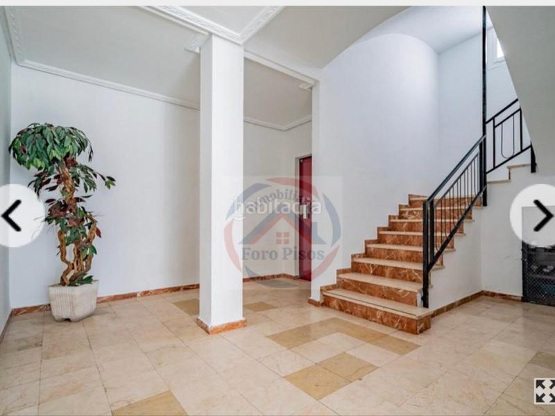 Foto d16413db-4e37-42e9-b5e3-cd25026114b2. Piso  centrico en Albaida