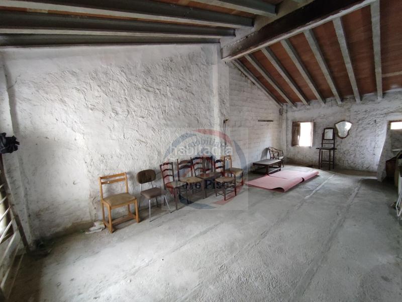 Foto 4b931911-6108-4fc0-b535-16a3a54f162d. Pis a Xàtiva