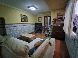 Pis  N/a. Casa para reformar en el centro de xativa