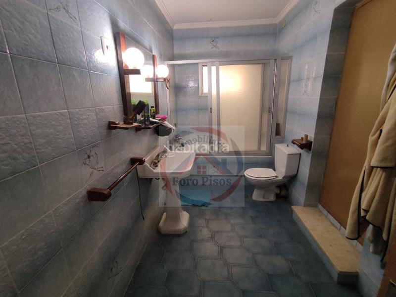 Foto fd68503b-1320-4277-b66c-828ec56b3648. Pis a Xàtiva