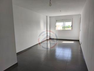 Pis  N/a. Piso 3 habitaciones, duplex venta la pobla llarga