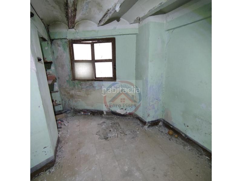 Foto b6681989-a0b9-4397-bd60-a18544999d28. Casa  5 habitaciones, triplex venta en Xàtiva