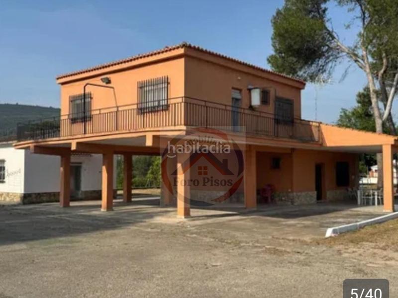 Foto 064f5616-1b32-4d5d-b4b7-180cdca3ae97. Casa  4 habitaciónes, duplex venta en Xàtiva