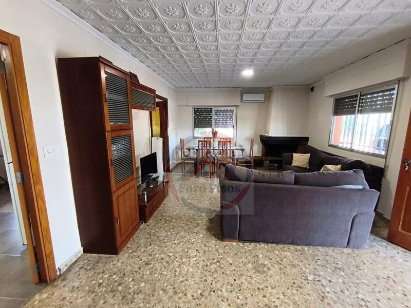 Foto 80fbe7a1-7361-45d0-8a4d-3e7058af2331. Casa  4 habitaciónes, duplex venta en Xàtiva