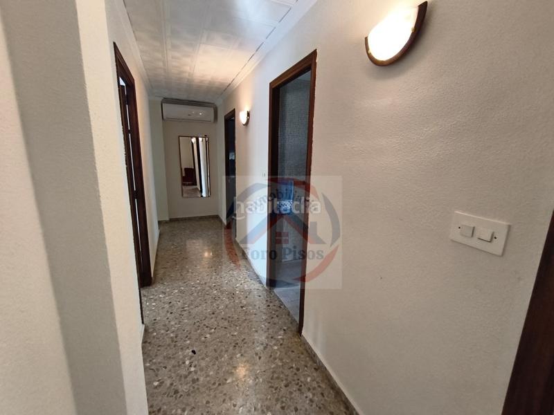 Foto 9da8f108-0cb6-4934-a9e0-f52510d613cc. Casa  4 habitaciónes, duplex venta en Xàtiva