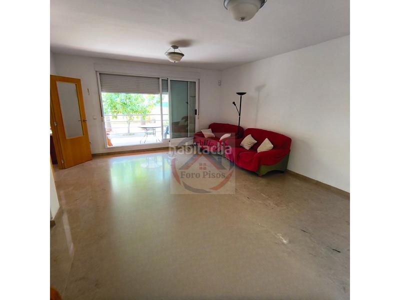 Foto b4bfd49e-9c7c-4a2e-9c4d-a204c1aa3bad. Casa  4 habitaciónes, duplex venta novelé en Novetlè