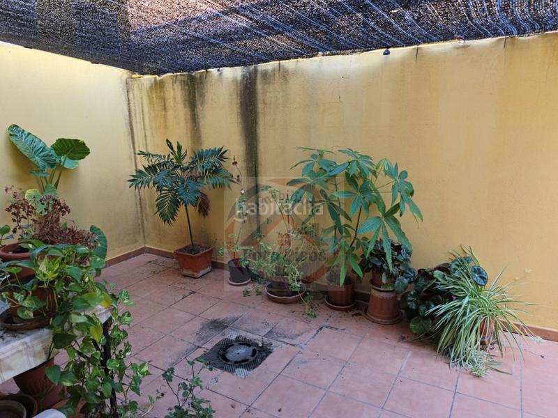 Foto d2db327b-4be9-47ff-b8a9-c266ec5f5455. Casa  4 habitaciónes, duplex venta novelé en Novetlè