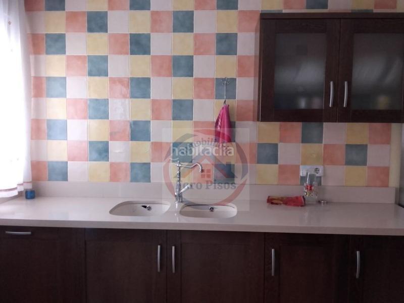 Foto a7fd4780-23ea-455b-a6a4-b9ca85e71be6. Casa expectacular casa valencia en Bufali