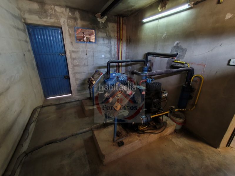 Foto 1b826ac8-12d3-455d-a8cd-ac48739327e3. Local comercial a Llosa de Ranes