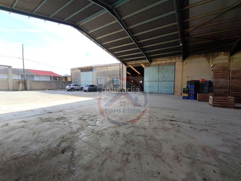 Foto 69278b35-b7e1-4434-af20-f16924c89ea2. Local comercial a Llosa de Ranes