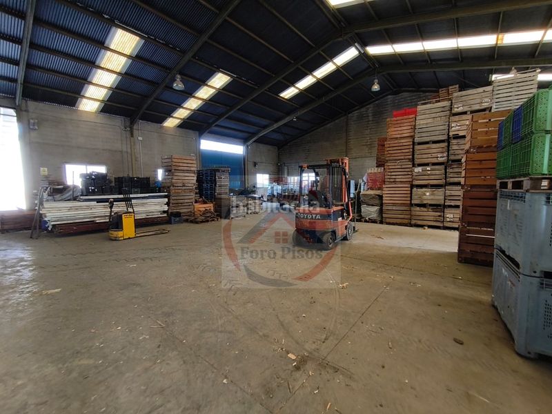 Foto d34fbb47-6f10-4dc8-aab9-56b41221ae2d. Local comercial a Llosa de Ranes