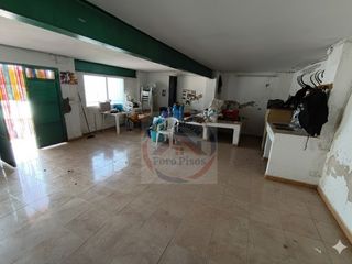 Terreno residencial  Poligono poligono 1. Finca de 40 hanegadas en producción con 50.000 kgaño  casa y pis